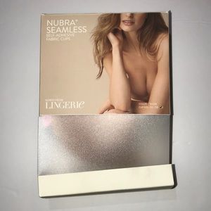 Nordstrom Lingerie Nubra Seamless Fabric Cups